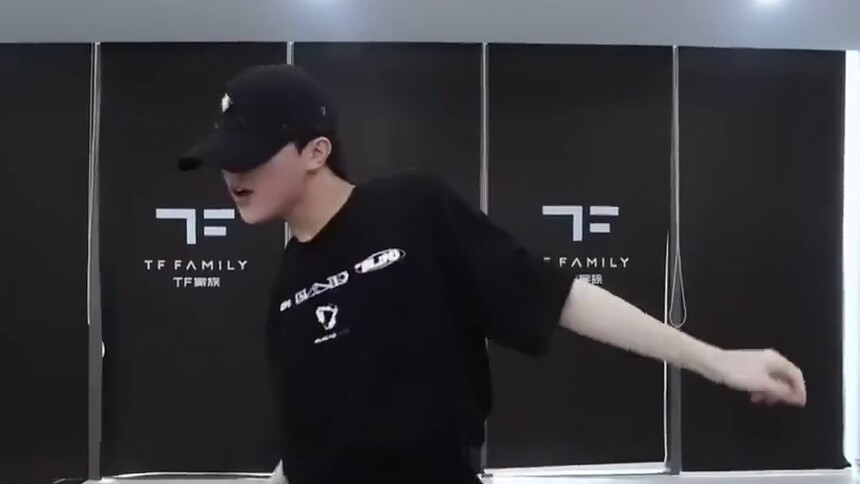 【TF家族】苏新皓X余宇涵的舞蹈记录有~合作跳舞默契满分！