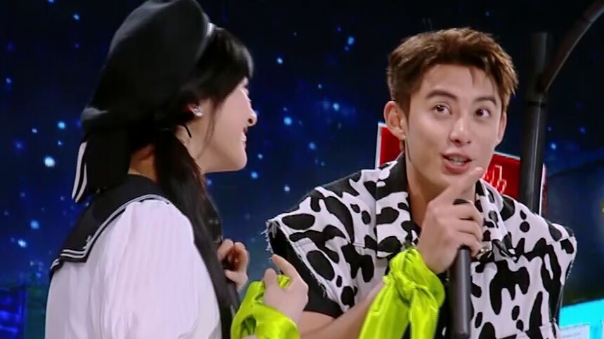 王鹤棣沈月合唱《私奔到月球》