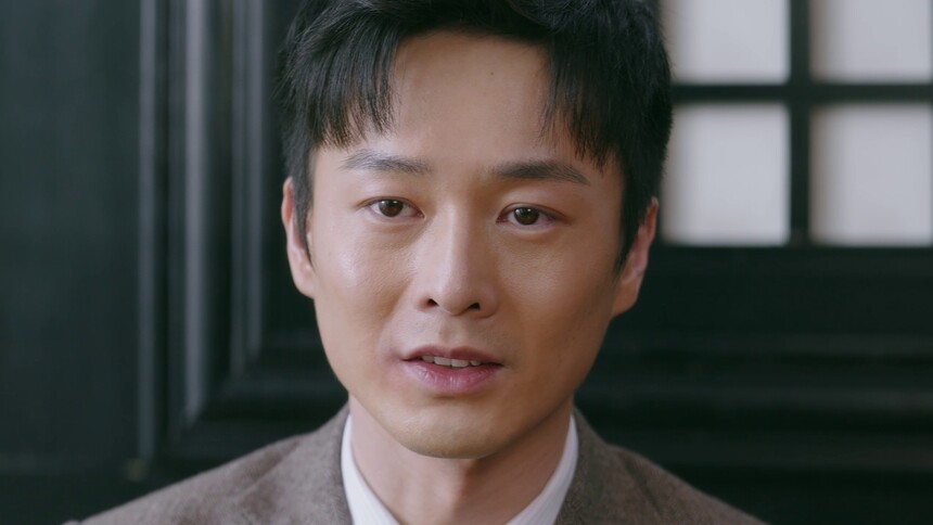 塌房了！何泓嘉质问范奕华是否典当过
