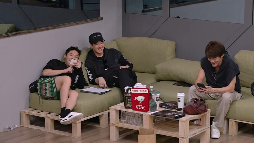 男人之间的偷偷较量！张震岳&吴克群&潘玮柏&杨长青四个人八百个心眼