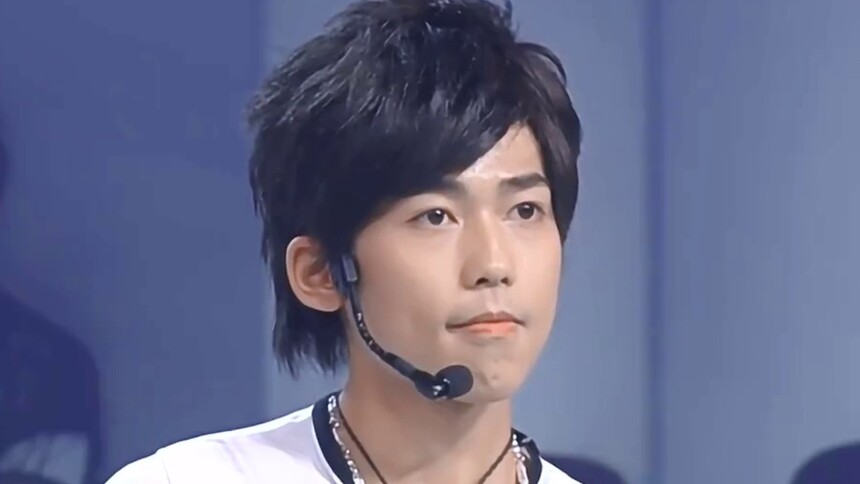 23岁的苏醒是“老天赏饭吃”？没人拒绝快男舞台上的苏醒！