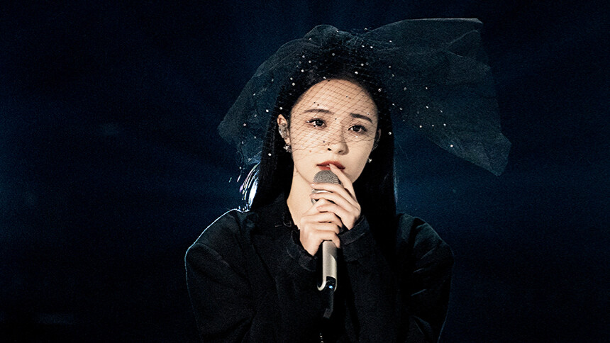 纯享：李莎旻子《就让这大雨全都落下》，歌舞秀超惊喜