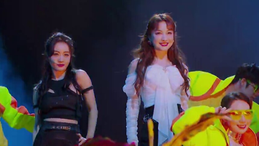 “YCYU”回归了！杨蓉吴昕合体唱跳可盐可甜