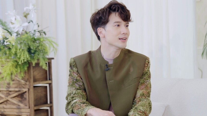 关智斌成好友“追星”工具人