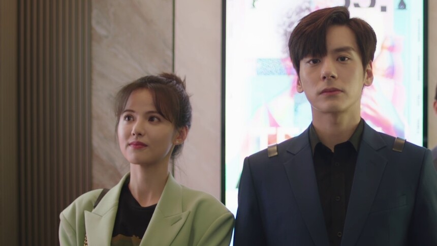 《对你不止是喜欢》第1集看点：唐域唐馨电梯偶遇 唐馨机智争取女友副驾