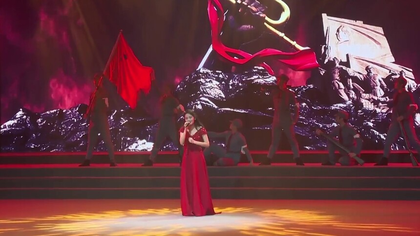 原创音乐史诗剧《风华正茂》走进中国传媒大学