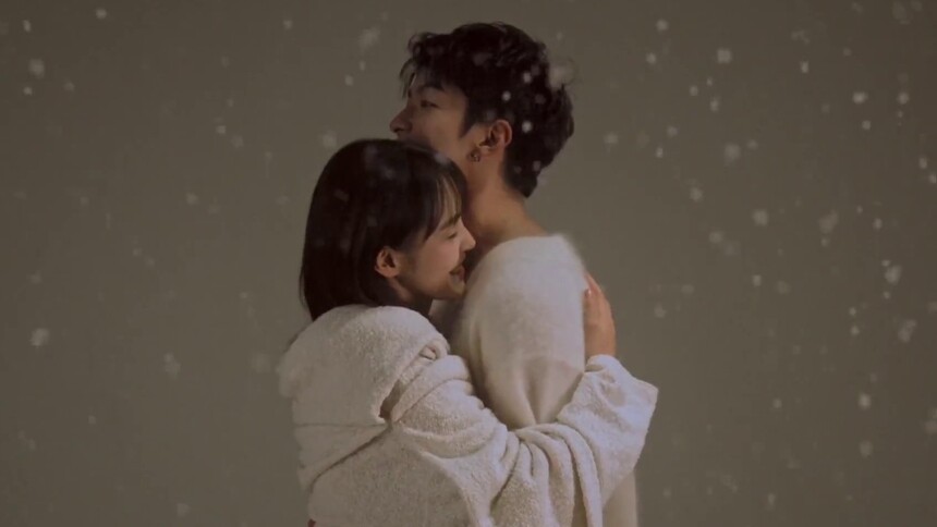 屈楚萧张佳宁芭莎雪中大片