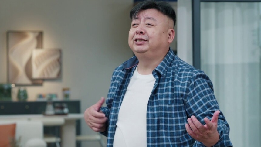 老胡沉浸式教导晓月唱歌，边唱边跳把晓月看呆了
