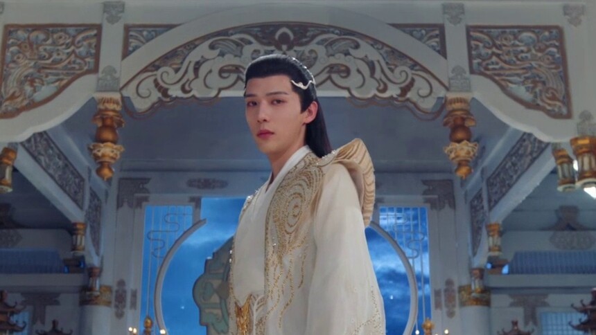 鸿奕被处九天玄雷之刑 阿音陷入自责