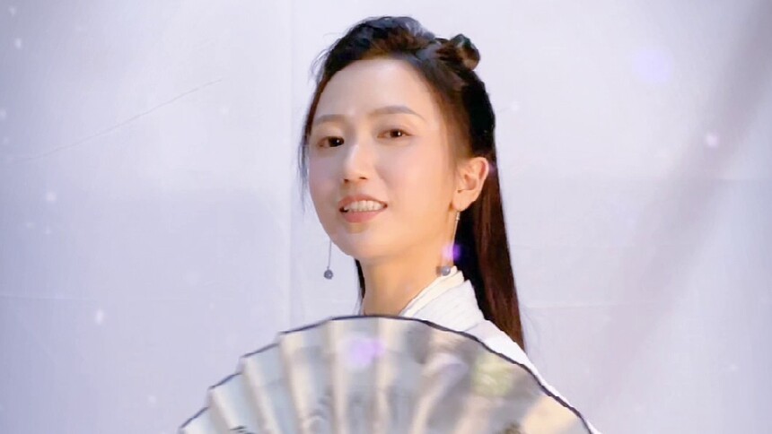 开机大吉：吴哲晗饰演慧师姐