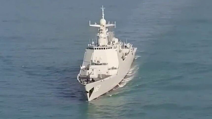 中国海军南宁舰抵达巴基斯坦卡拉奇港 参加“和平-23”多国海军联合演习
