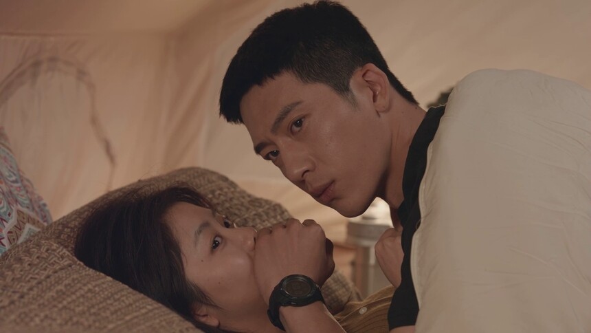 《归路》第22集看点：晨晓夫妇开启浪漫帐篷之夜