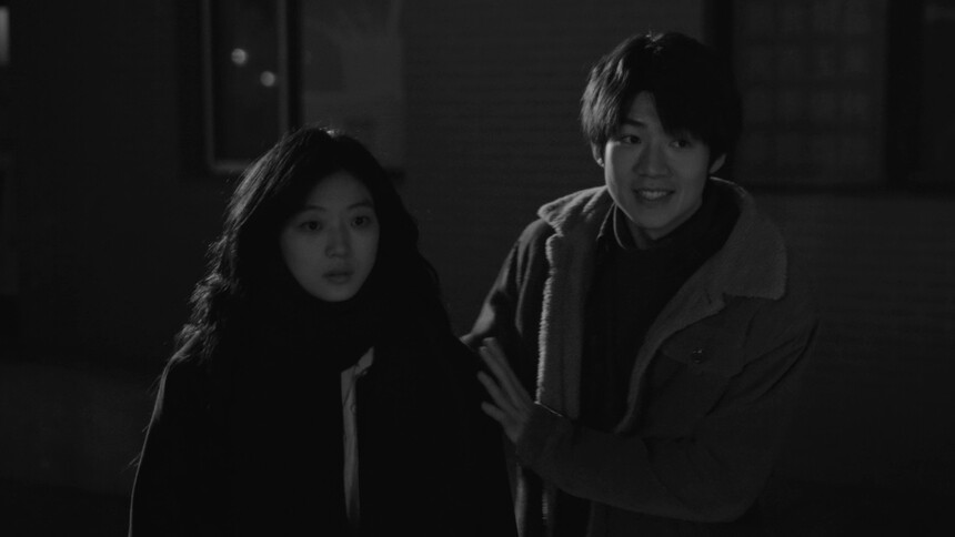 《这么多年》久别曲MV 张新成磁性声音唱出分别多年心酸