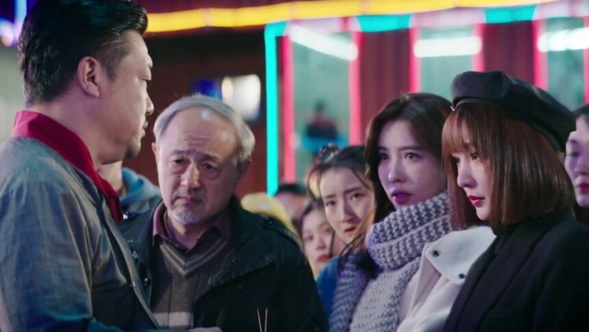 宫保当众向范奎恩表白