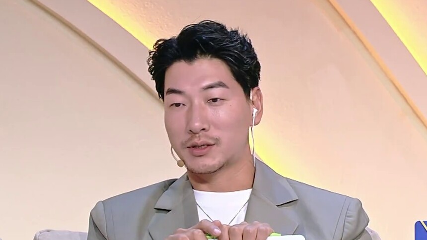 张亮分享孩子之间趣事 张悦轩会故意逗妹妹生气？