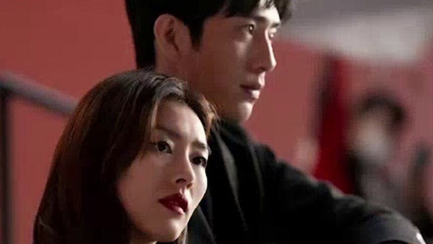 刘雯井柏然与李荣浩聚餐 手牵手回家甜蜜十足