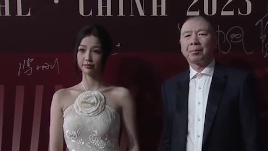 冯小刚夸赞虞书欣台词好：非常用功演得也特别准确