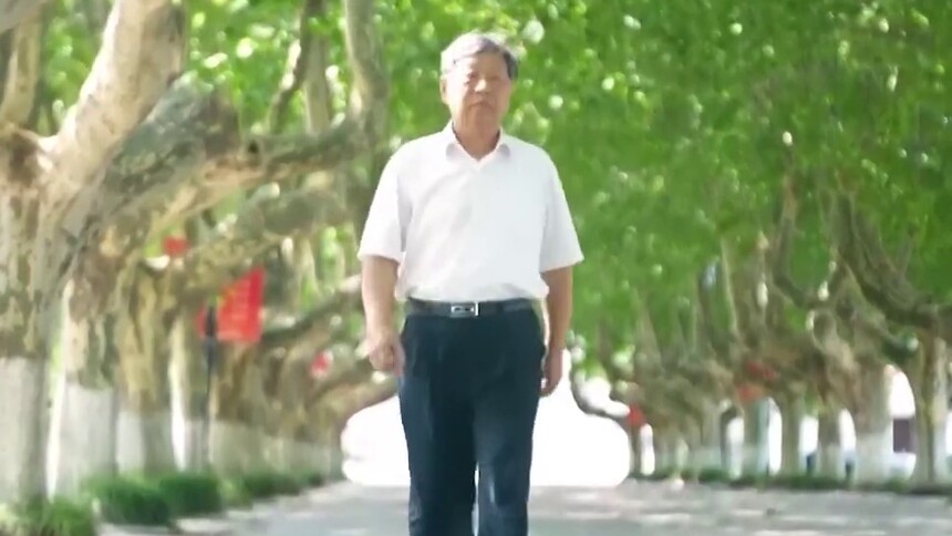 “最美教师”张洪程：守护大国“粮袋子”