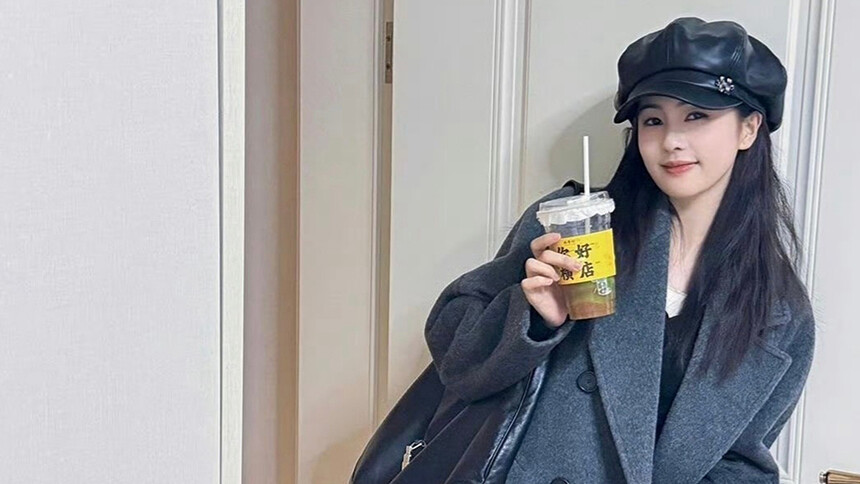 白鹿分享格雷系穿搭 温柔优雅状态超好