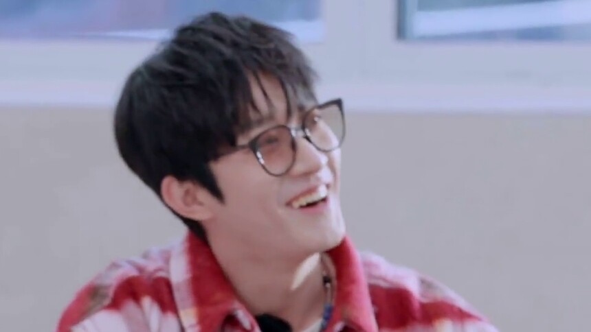 曹恩齐课堂被点名在演我本人