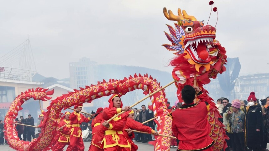 当“中国龙”遇见“西方龙”