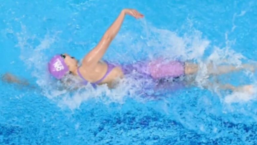 全国游泳冠军赛：杨浚瑄破全国纪录