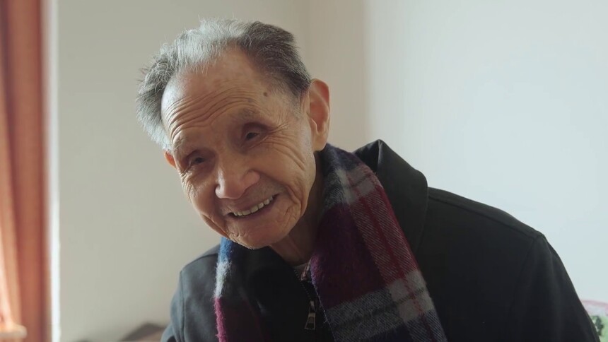 王德惠101岁：我还能再画几笔