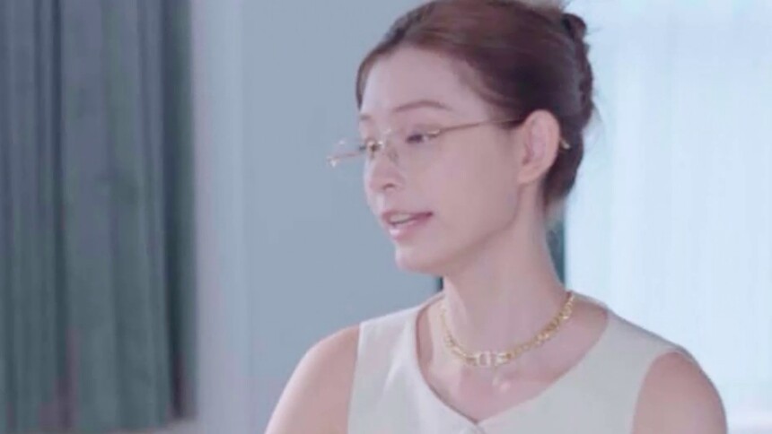 《暗夜浪漫》白莲花替身姐姐携手霸总复仇