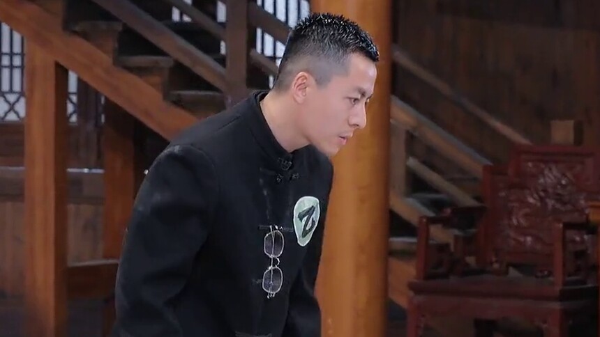 妻子病危是否要拔氧气管？刘林城即兴表演动人