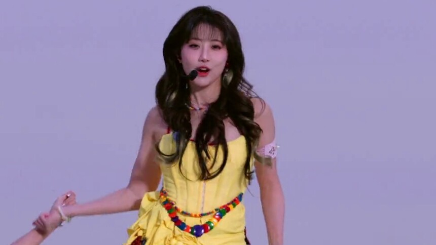 三公直拍：李艺彤《Cheap Thrills》