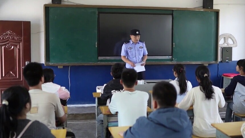 小岛姐妹赶考路