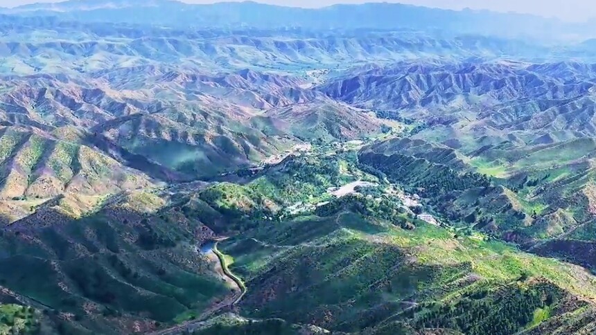 瞰中国｜内蒙古：松涛泉鸣响青山