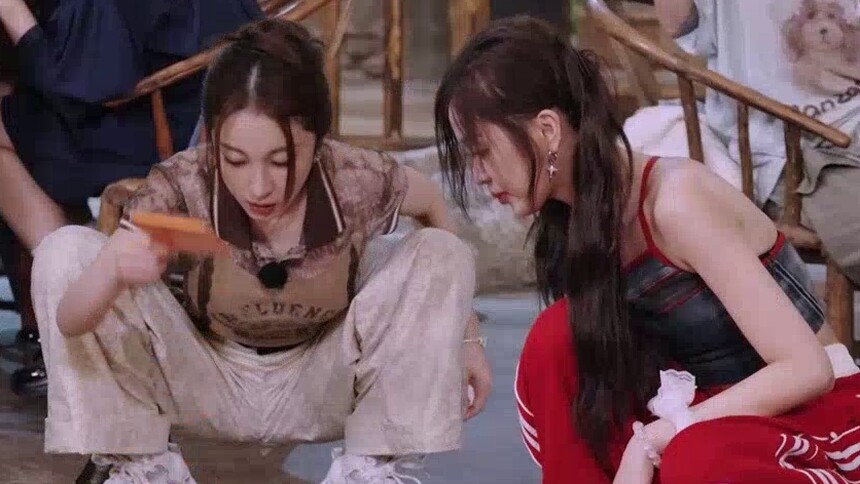 张小婉吴宣仪你们快收手吧