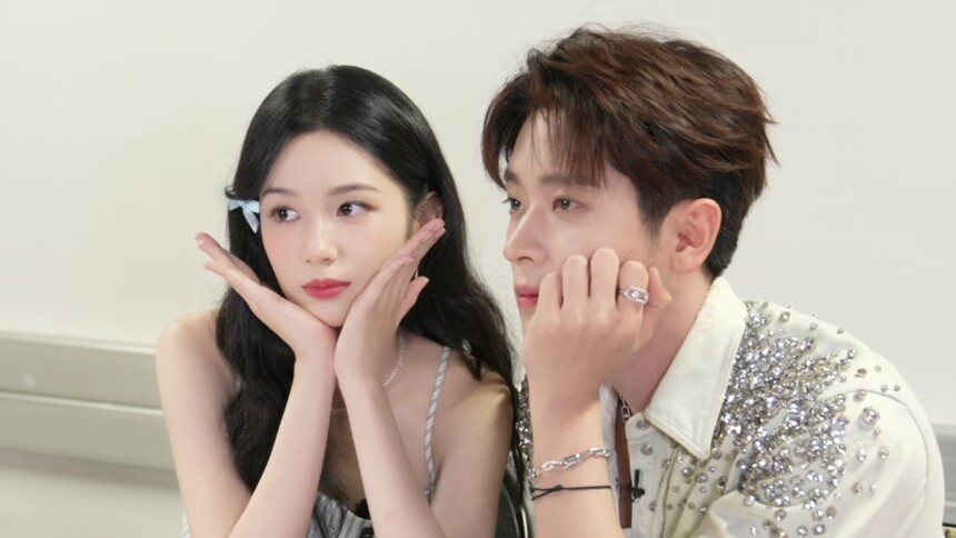 《锦月如歌》周也丞磊超甜互拍拍立得