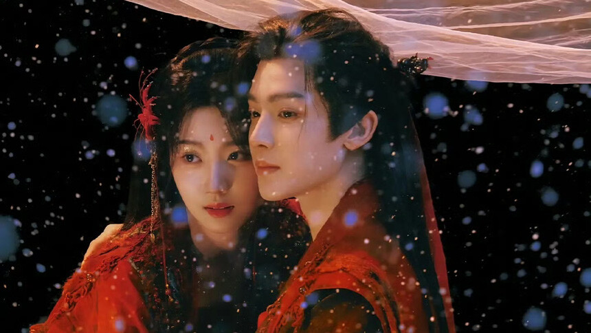 侯明昊卢昱晓《入青云》双人大片释出 红绸艳艳缠绵缱绻