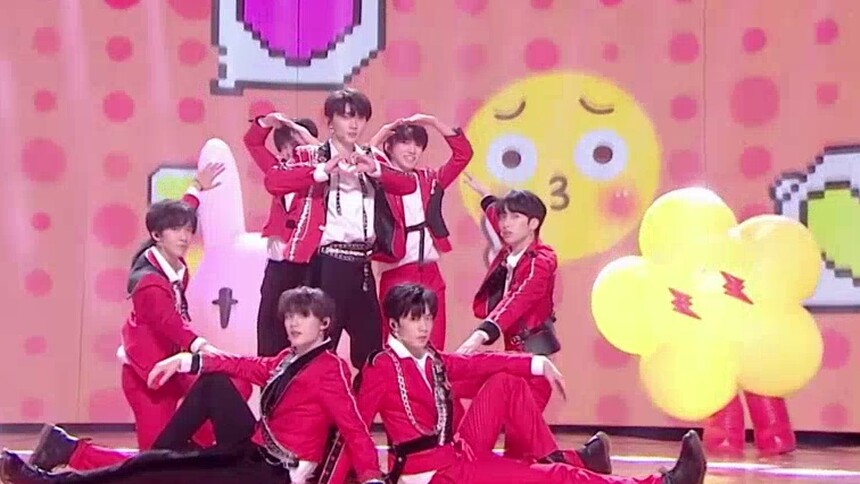 2025湖南卫视芒果TV春节联欢晚会