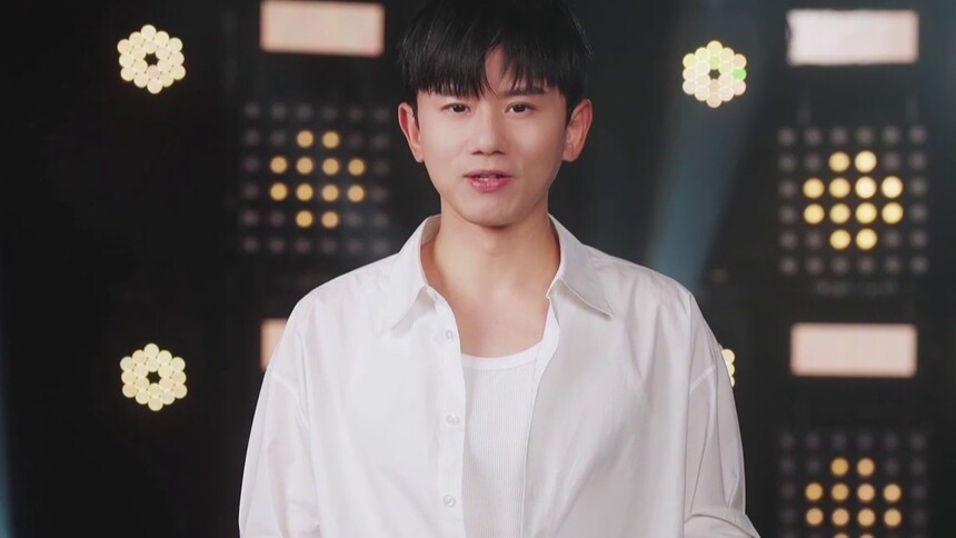 和张杰一起去《去未来一趟》，与熊强踏上未来世界的冒险之旅