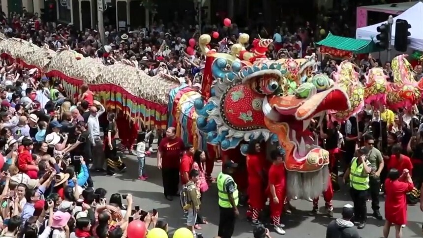 金龙巡游——墨尔本唐人街对中国春节传统的传承