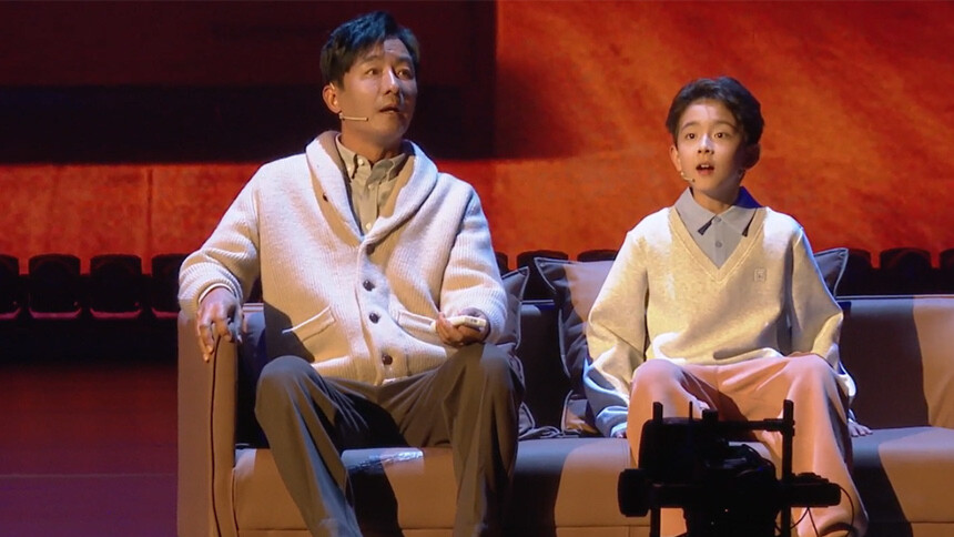 《2025中国广电视听精品之夜》彩排直击：郭晓东王思尧同台演绎欢乐十足