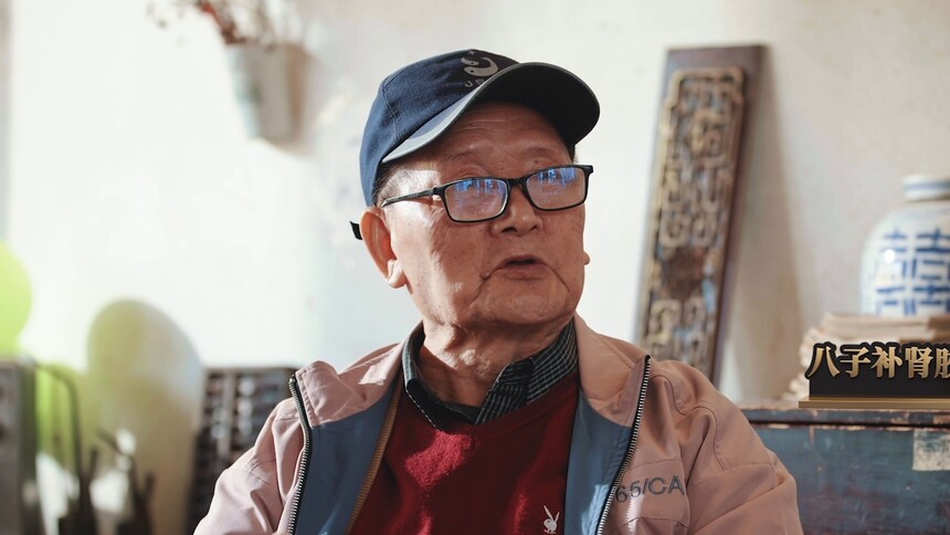 99岁周彦祥以自律为舟，在岁月长河中稳健前行