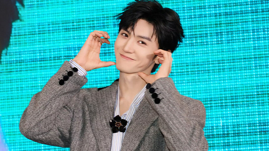 陈哲远工作室分享工作花絮 街拍造型随性帅气