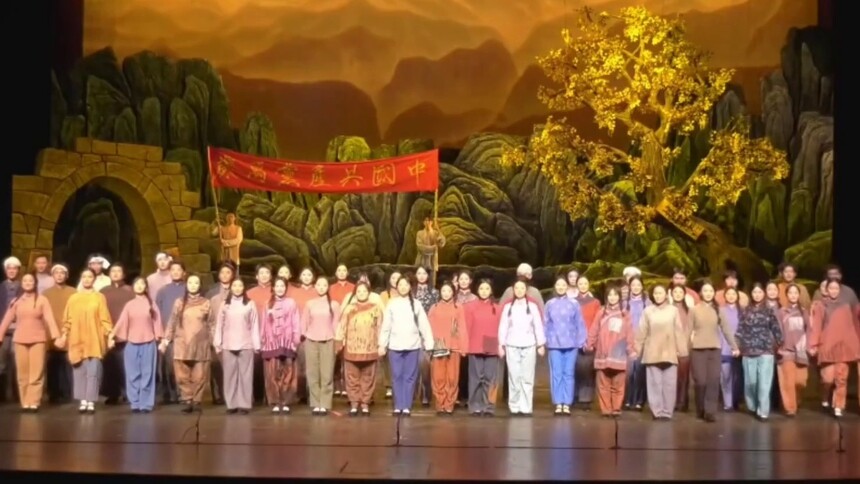 沈阳音乐学院复排经典歌剧《白毛女》