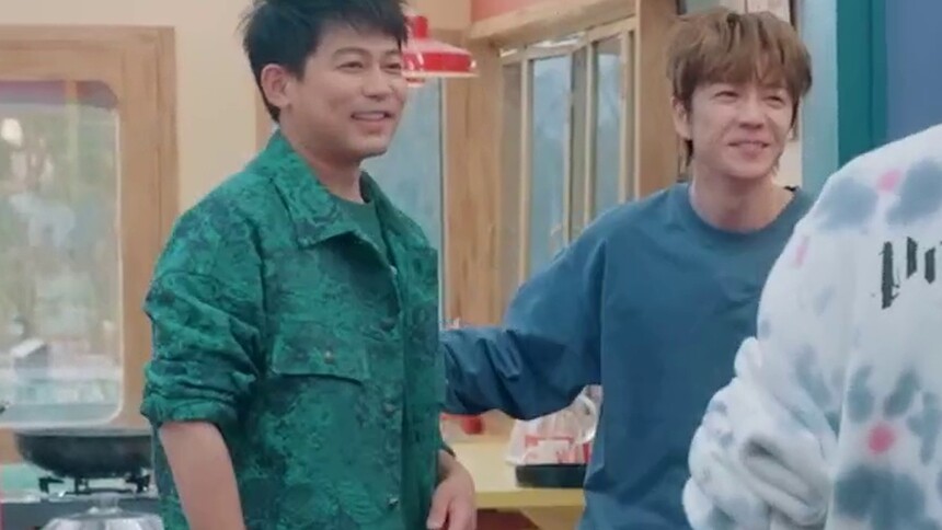 面食大赛王栎鑫力挺苏醒