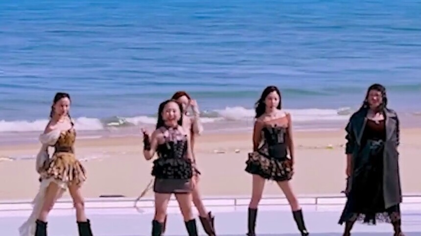 倪虹洁/刘禹彤/吴宣仪/李嘉琦/宋妍霏《Girl On Fire》心动直拍