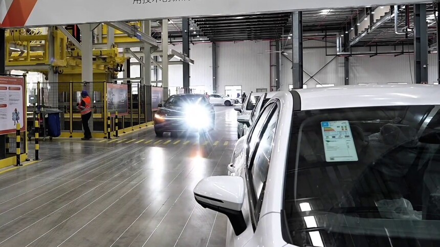 行走拉美手记｜中巴合作实现绿色梦想——走进比亚迪巴西卡马萨里大型生产基地综合体