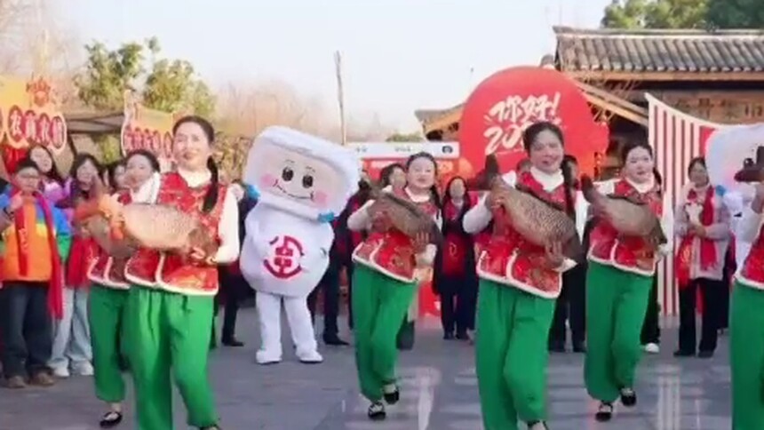 “沅汁沅味”唱新年 体验原汁原味沅江年
