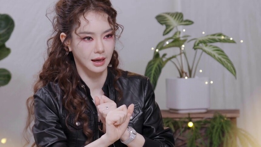 戚薇分享《女子推理社》“毛利兰”造型故事 真的用心了！