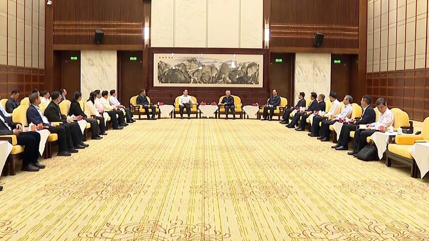 沈晓明 毛伟明拜会全国政协副主席蒋作君一行