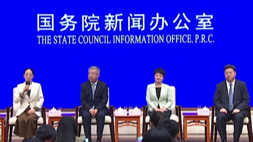 “白求恩奖章”获得者杨世霞：践行白求恩精神就是扎根农村 默默守护父老乡亲