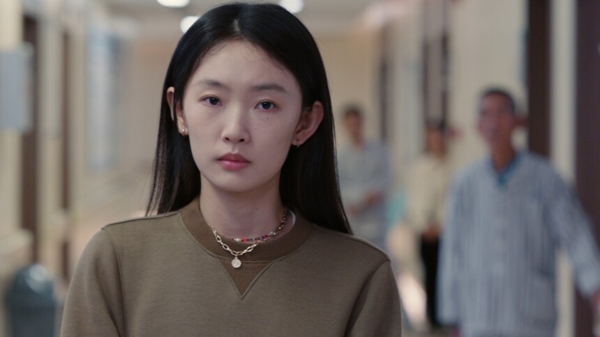 《有你的时光里》第19集看点：王灵均向病人家属道歉